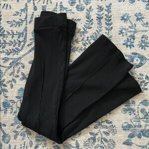 DONNI. Rib kick flare - size S